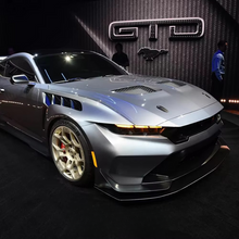 Load image into Gallery viewer, (USA Warehouse Stock) for Ford Mustang 2024 7th Gen S650 Muscle Pony Car GD Style Carbon Fiber Hood