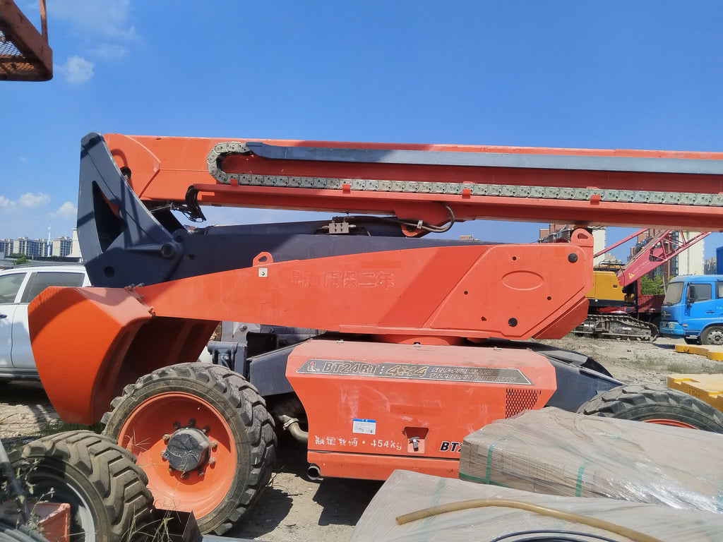 2020 Dingli BT24RT Diesel Boom Lift - image 4
