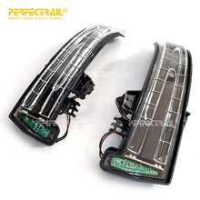 Load image into Gallery viewer, 2128109100 2128109000 Auto Parts LED Door Mirror Turn Signal Light Wing Lens Indicator Lamp for Mercedes Benz W176 W204 W212