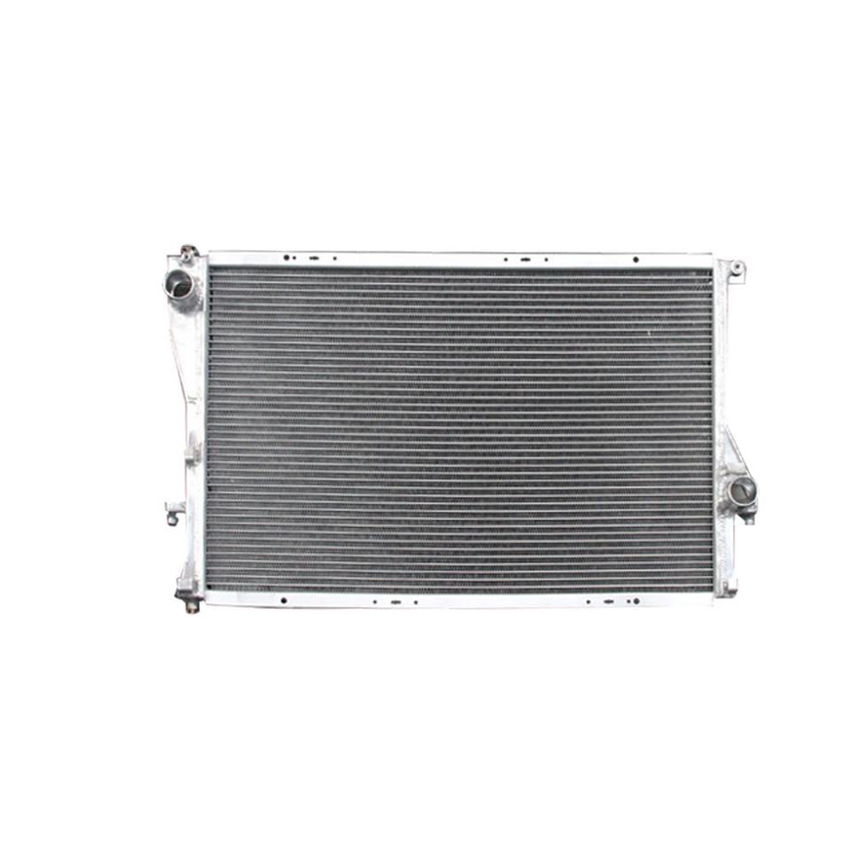 Aluminum Radiator for BMW 525i 528i 530i 540i 740i 740iL 750iL M5 Z8 1999-2005 Water tank - Auto Parts