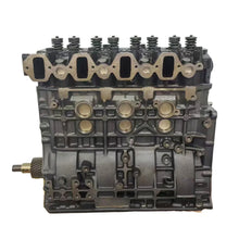 Load image into Gallery viewer, High Quality 3.9L 4D34 Diesel Engine Assembly For Mitsubishi Fuso Canter Truck Turbocharged Water Cooled Diesel Engines