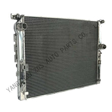 Load image into Gallery viewer, Car Radiator for Fits BMW 530i 540i xDrive G30/G31 2017-2018 740i G11/G12 2017-Radiator 13634