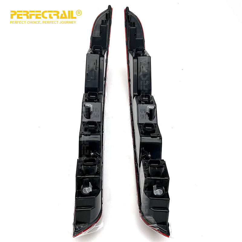 PERFECTRAIL 8U0945096B 8U0945095B Car Body Parts Left Right Bumper Reflector Rear Brake Reverse Light Lamp for Audi Q3 2011-2020