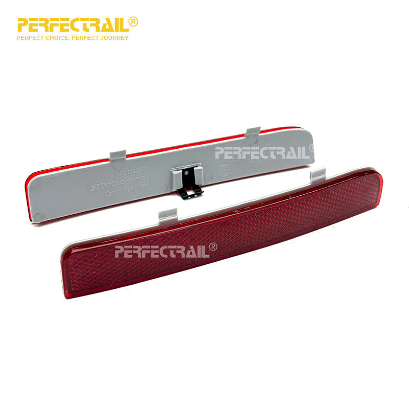 PERFECTRAIL LR006348 LR006349 Auto Parts Rear Bumper Reflector for Land Rover Range Rover III L322 Freelander 2 L359