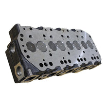 Load image into Gallery viewer, Factory Price Auto Engine TD27 TD27T Complete Cylinder Head for Nissan Terrano with 8 Valves and 4 Cylinders