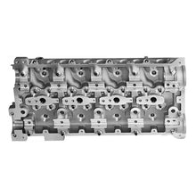 Load image into Gallery viewer, 22100-4A410 22001-4XA00 22100-4X300 K149P-10-090 J3 Engine 2.9 CRDI Cylinder Head for Hyundai Terracan Sedona