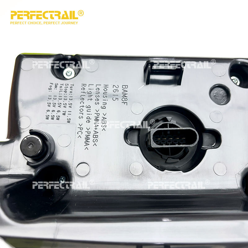 PERFECTRAIL LR031756 LR031758 Manufacturer Car Auto Parts Rear Tail Lamp Light for Land Rover Range Rover 2010-2011