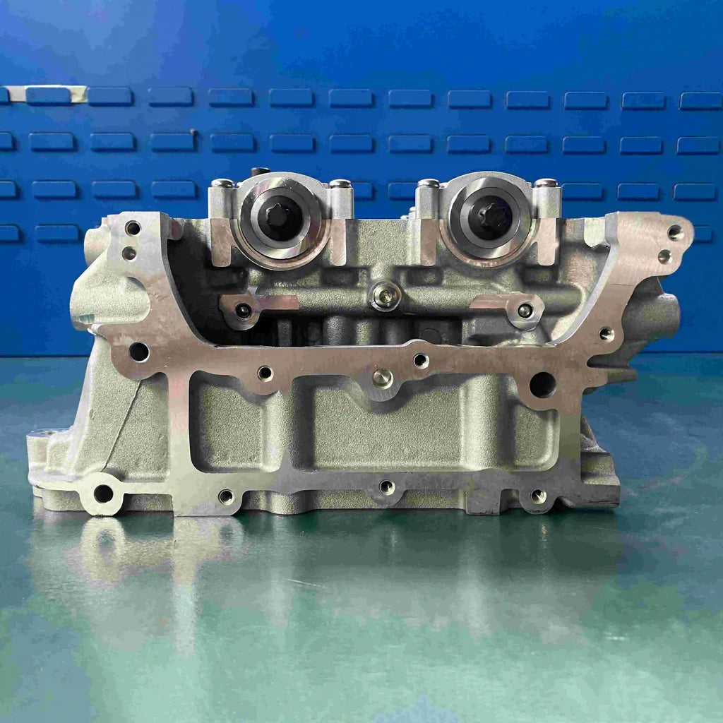 Auto Engine OM651.901 908724 A6510103220 A6510103020 Cylinder Head Assembly for Mercedes Benz B180/B200