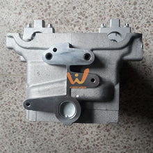 Load image into Gallery viewer, Chevrolet / Opel Corsa 1.6 GSI X14XE / X16XE / X16XEL Cylinder Head 1988-1992 (OEM 90400187) - image 6