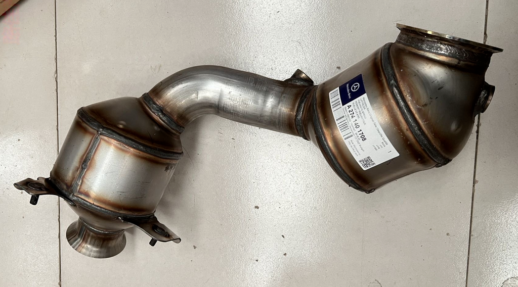 Mercedes M274 Catalytic Converter  2741401708 Catalytic Converter for Mercedes-Benz M274 C-Class W205 & E-Class W212/W213 Euro 6 Stainless Steel Ceramic Exhaust Part