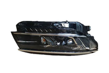 Load image into Gallery viewer, VW Passat B8 2015–2019 LED Headlight Assembly 3GB941113 / 3GB941114