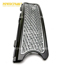 Load image into Gallery viewer, PERFECTRAIL DHB500550LQV Wholesale Auto Body Parts Radiator Upper Front Grille for Land Rover Range Rover III L322