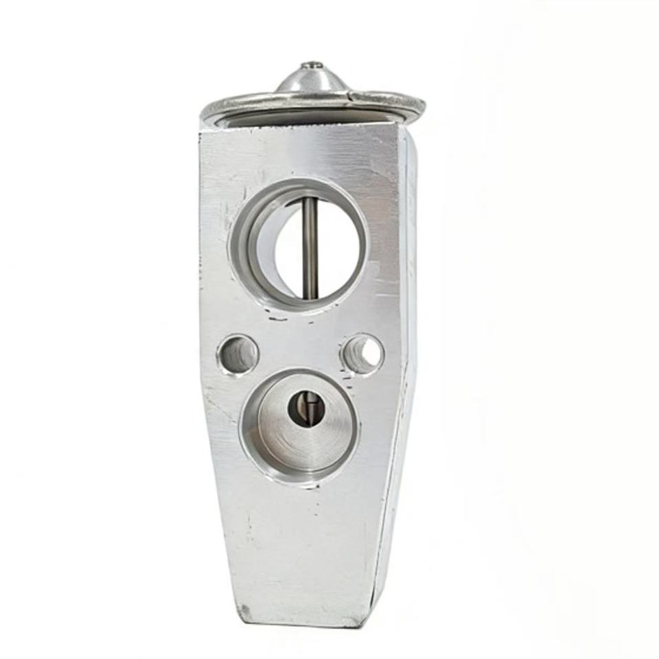 OE 68138269AB Air Conditioning Expansion Valve for 1500/2500/3500/4500/5500 12-18