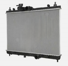 Load image into Gallery viewer, Aluminum Radiator for Nissan Tiida C11 OE 21410-1FD5A