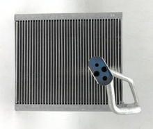 Load image into Gallery viewer, OE EV16043 Auto Evaporator Coil for Kia Forte 2010-2013