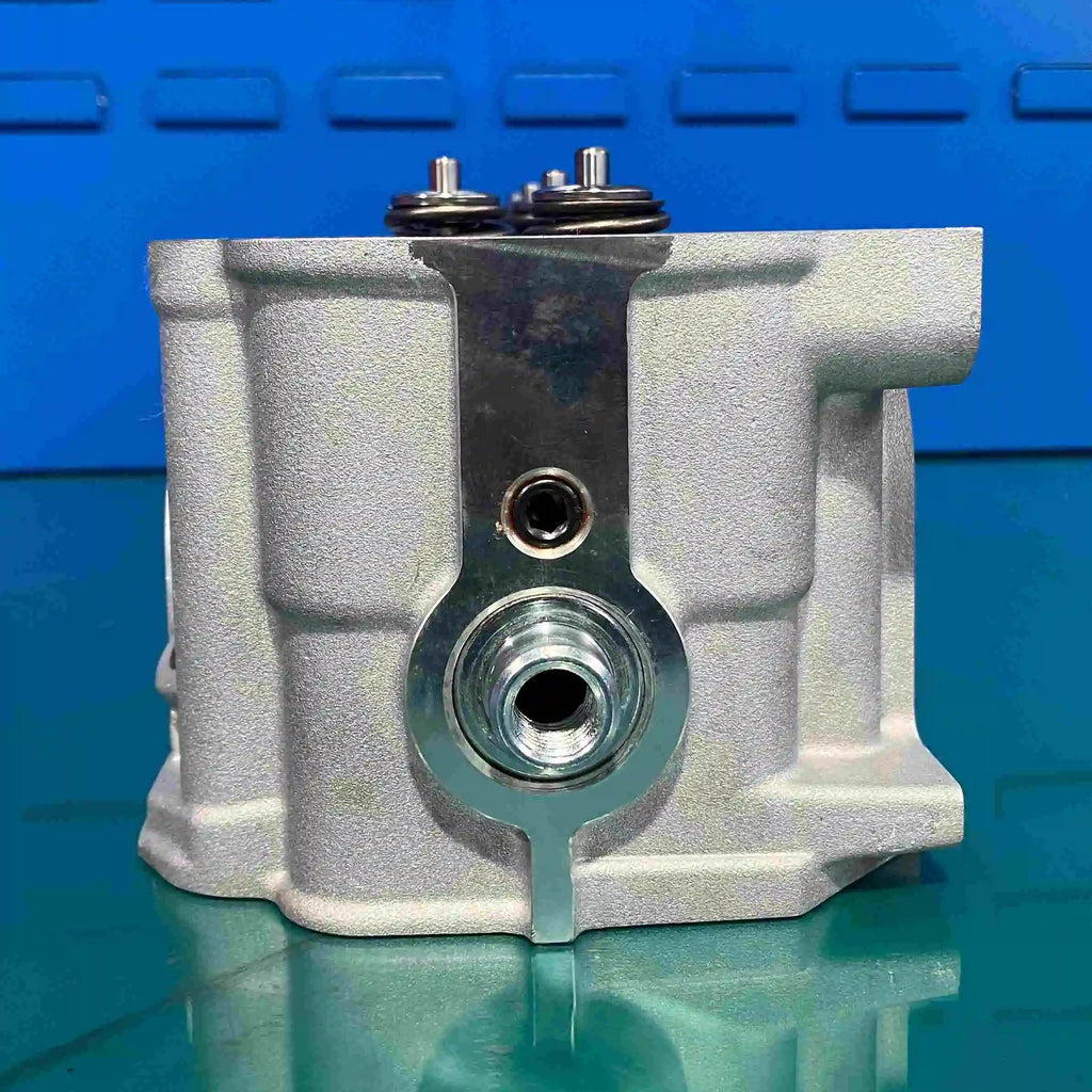 C14NZ 90322813 90502537 Complete Cylinder Head for Opel ASTRA COMBO CORSA KADETT