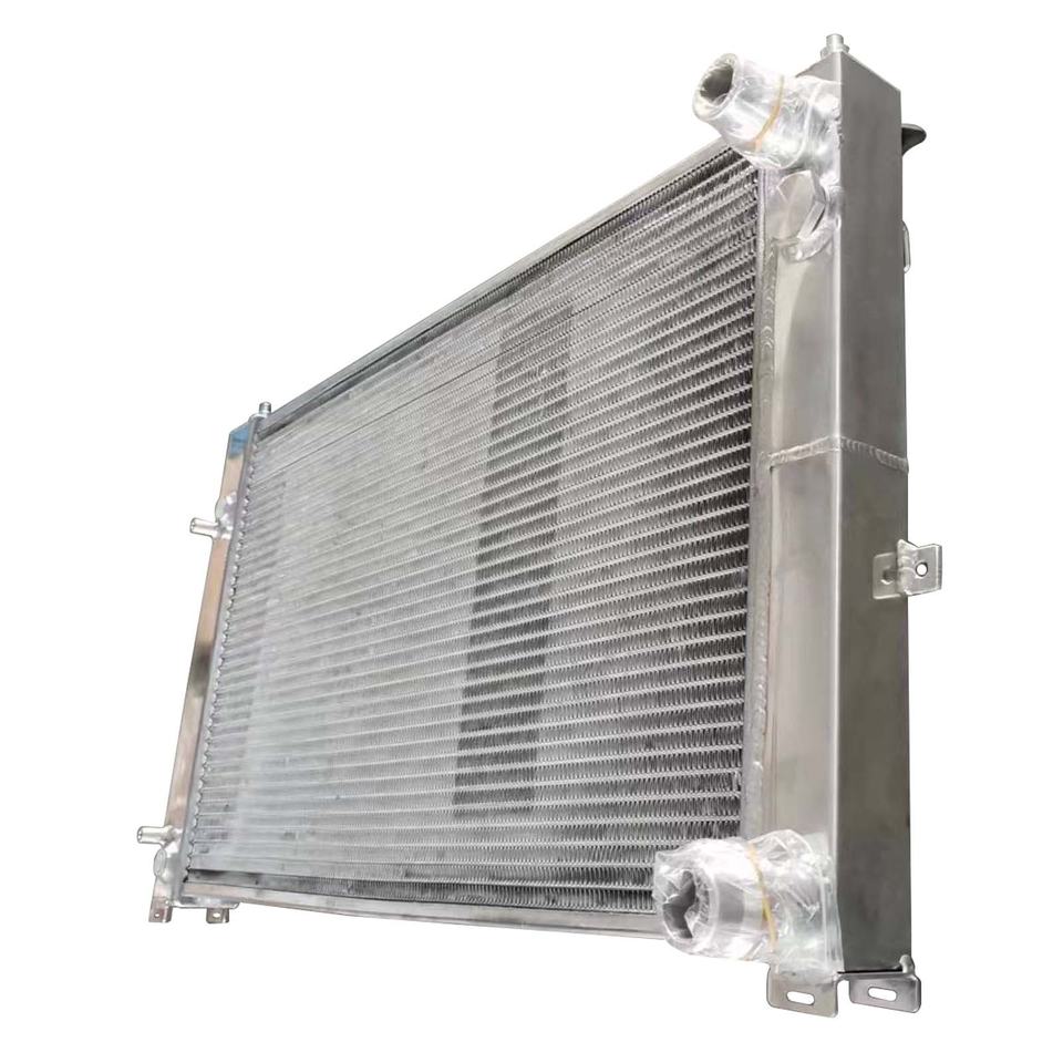 Car Radiator for Audi A4 Avant A6 Avant / Volkswagen Passat Estate / Skoda Superb 1994-2008