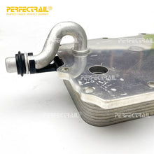 Load image into Gallery viewer, PERFECTRAIL LR039821 LR010728 C2Z25033 AJ811960 High Quality Auto Parts Engine Oil Cooler for Land Rover Range Rover Sport L405