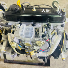 Load image into Gallery viewer, 4Y Bare Engine Auto Hiace Hilux 2.2L Complete Assy Brand New Remanufactured Engine for Toyota