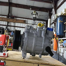 Load image into Gallery viewer, Audi A4 B7 / B8, A5, Q5 2.0 TFSI A/C Compressor 4F0260805P / 8K0260805L