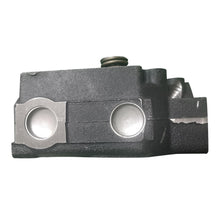 Load image into Gallery viewer, Heavy Duty Cast Iron TD25 2.5L Diesel Engine 11041-02N03 Cylinder Head for Nissan Pickup D21 D22 Frontier Urvan