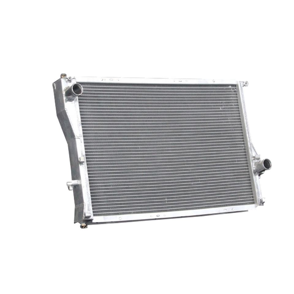Aluminum Radiator for BMW 525i 528i 530i 540i 740i 740iL 750iL M5 Z8 1999-2005 Water tank - Auto Parts