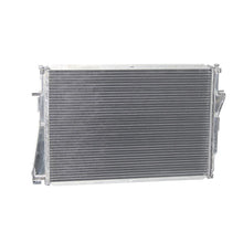 Load image into Gallery viewer, Custom Car Radiator for BMW M3 3.2L L6 3246cc -ci 2001-2006