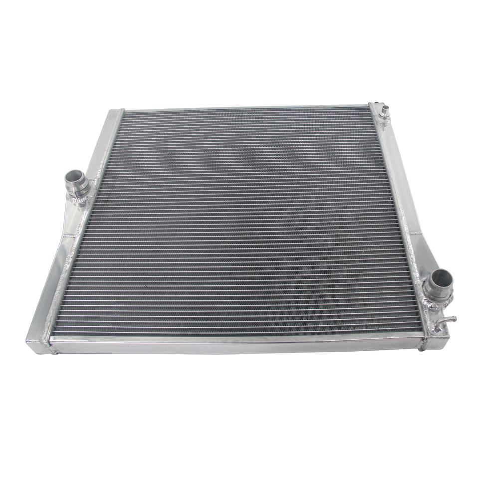 Car Radiator for BMW X5 L6 V8 3.0L 4.8L 2007-2010