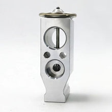 Load image into Gallery viewer, S5005 OE 8106000A-P00 Air Conditioning Expansion Valve for Great Wall