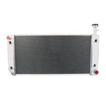 Load image into Gallery viewer, Aluminium Radiator for 2004-2016 Chevy Express GMC Savana 2500 3500 4500