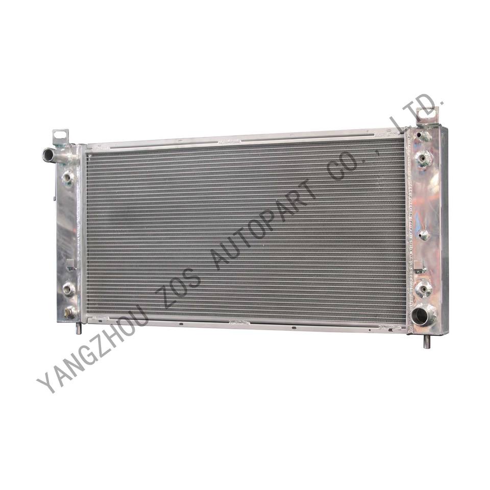 Car Radiator for Chevrolet Silverado 1500 2500 3500 Hummer H2 Silverado 1500 2500 3500 / AM General Hummer