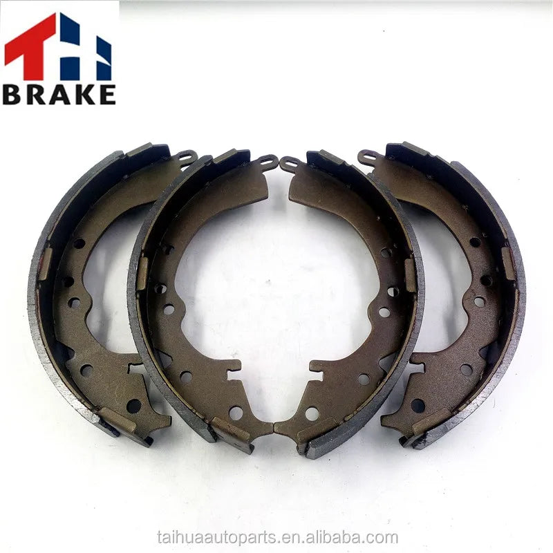 Borg & Beck Brake Shoe Set for Austin and Hillman Vehicles