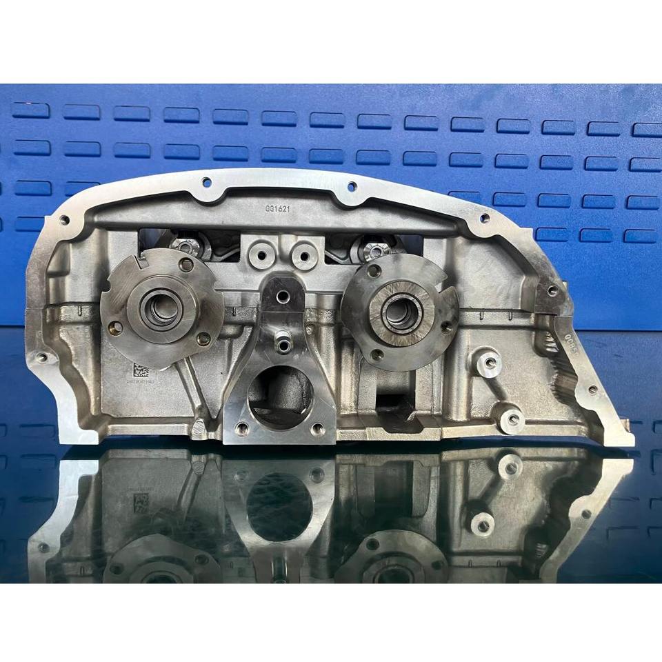 FXFA ZSD D2FA D4FA D0FA F4FA Bus Van Diesel Engine Cylinder Head for Ford Transit Platform Chassis 2.4L 16V 908766 908266