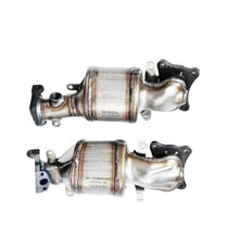 Load image into Gallery viewer, Honda Accord Catalytic Converter  High Quality Front Three Way Catalytic Converter for Honda Accord 7th Generation 3.5L V6 Exhaust Replacement Part