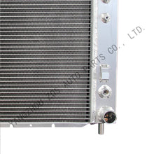 Load image into Gallery viewer, Aluminum Radiator for Chevrolet Equinox 3.4L V6 207ci 2005-
