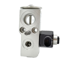Load image into Gallery viewer, OE A1678309501 Automotive Air Conditioning Expansion Valve for GLE and GLS