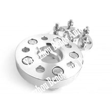 Load image into Gallery viewer, 30mm Wheel Spacers for Land Rover Discovery 1, Defender Classic, Range Rover