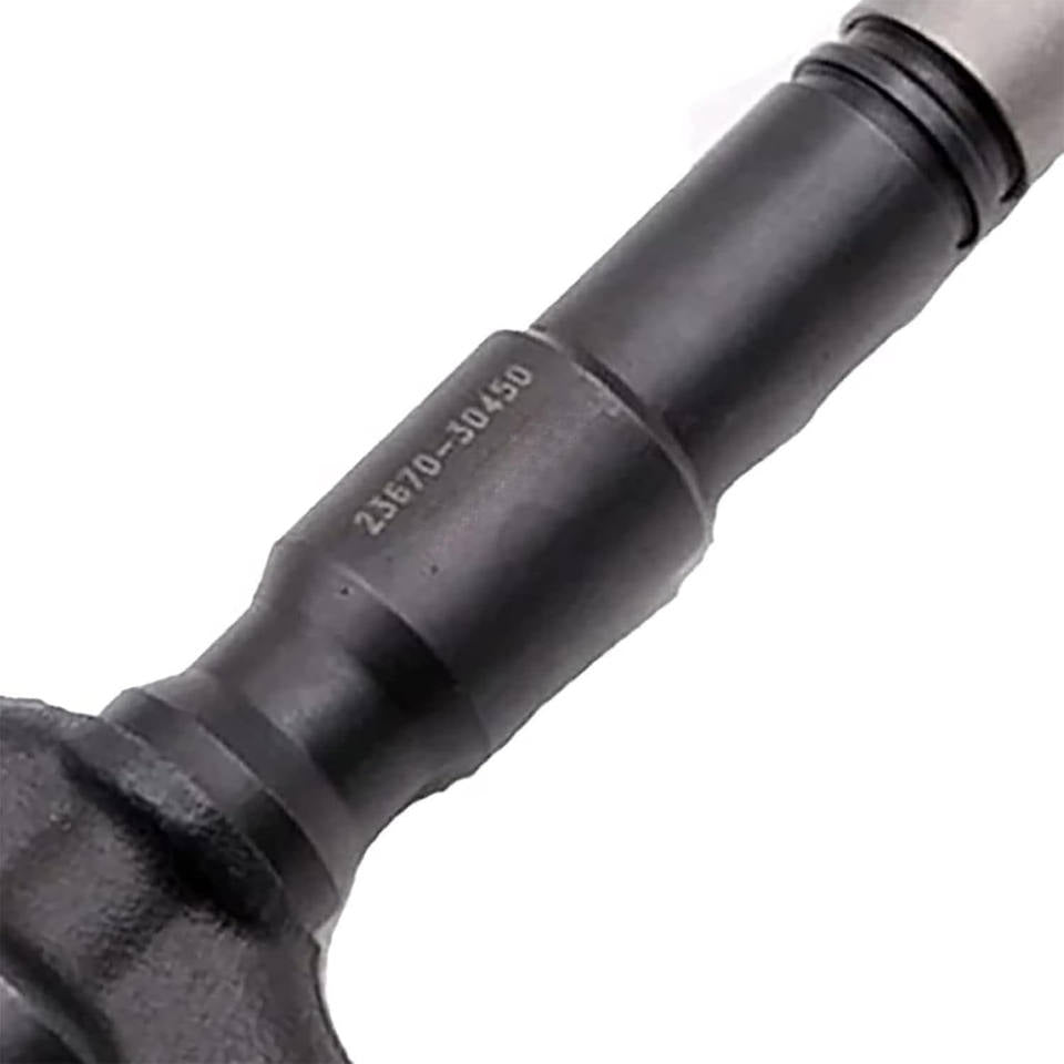 New Common Rail Fuel Injection Nozzle for Toyota Hilux 2GD-FTV Engine 23670-30450 295900-0280
