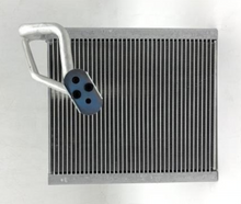 Load image into Gallery viewer, OE EV16043 Auto Evaporator Coil for Kia Forte 2010-2013