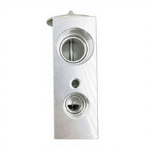 Load image into Gallery viewer, S28022 OE 8106QXA-010-00 Air Conditioning Expansion Valve for Beiben Trucks