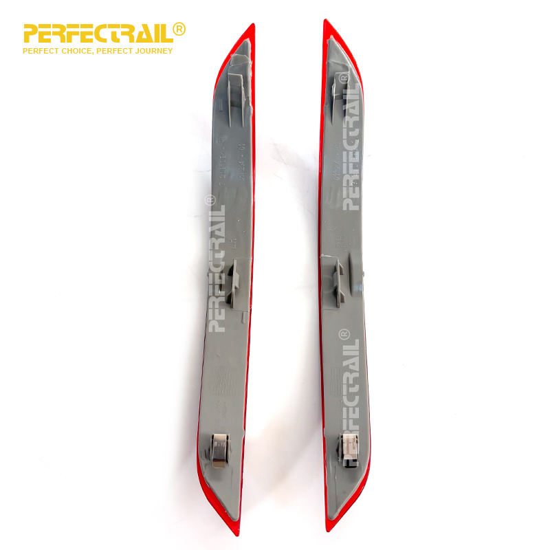 PERFECTRAIL 63147290091 63147290092 Manufacturer Auto Parts Left Right Rear Bumper Reflector Light for BMW X5 F15 2014-2018