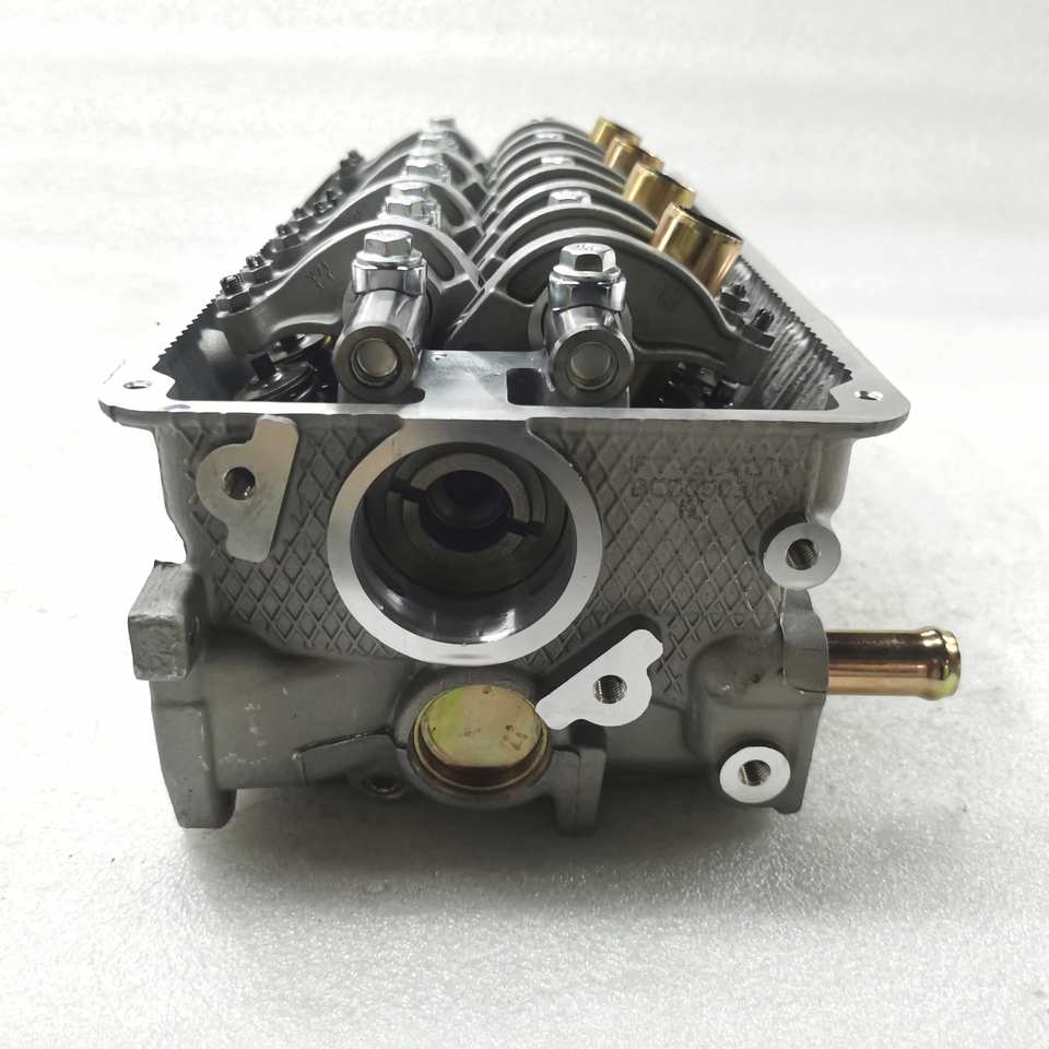 Complete 4G18 Cylinder Head Assembly MD344154 MD344160 for Mitsubishi Lancer Space Star Proton Waja 1.6 Engine