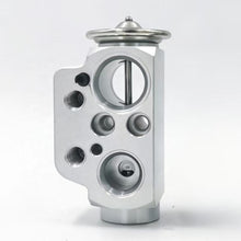 Load image into Gallery viewer, OE 7N0820712 Automotive Air Conditioning Expansion Valve for Touareg 04-10