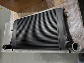 Performance Black Bar & Plate Intercooler Competition Intercooler Kit for VW MK5 MK6 1.6 2.0 TDI Golf Jetta Passat Caddy