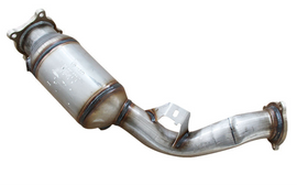 Audi A4 Catalytic Converter  Top Quality Direct Fit Catalytic Converter for Audi A4 2.0T TFSI Petrol Engine Exhaust Replacement Part