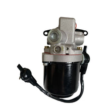 Load image into Gallery viewer, Brake Booster Hydraulic Pump Suitable For Mitsubishi Pajero 3.2L 2002-On MN102843-3