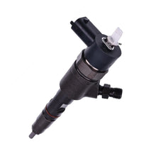 Load image into Gallery viewer, Fuel Injector Suitable For Kubota Tractor L3301 / L3901 / L4060 / L4701 0445110775-3
