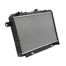 Load image into Gallery viewer, Radiator Suitable For Toyota Landcruiser 100S HZJ105R FZJ105R HDJ100R 98-07AT MT-3