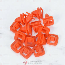 Load image into Gallery viewer, 30PCS Side Sill Skirt Retaining Clips Ford Falcon FG/MKII/FGX XR6 XR8 XR G6E