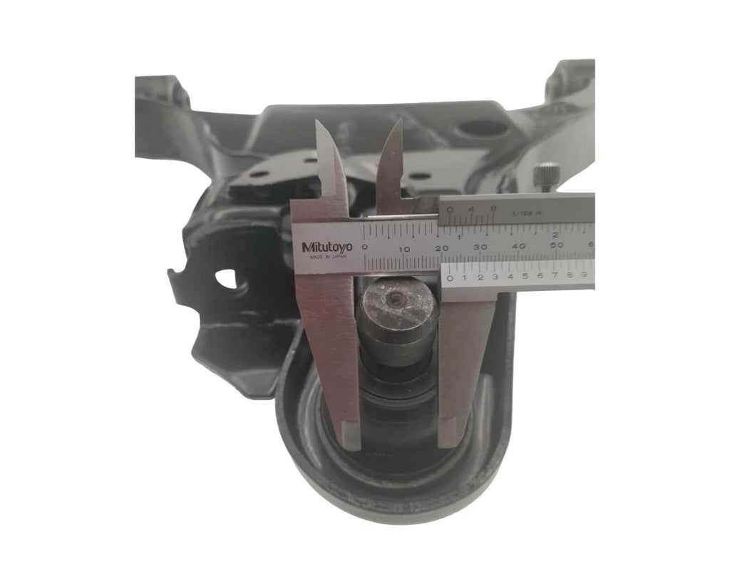 Control Arm Lower Right for Nissan Navara D40 Spain 2005-2015